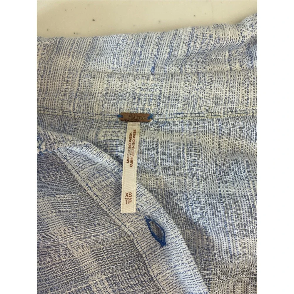 Free People Headed To The Highlands Button-Front Top‎ blue size XS Casual airy